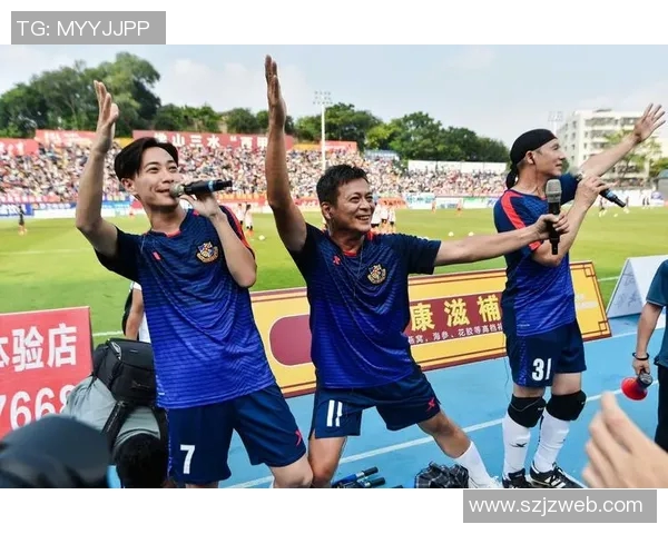 国内明星与足球明星亲密合影瞬间展现跨界魅力与友谊的精彩时刻